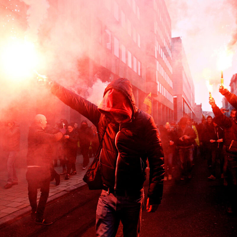 Perché il fascismo sta crescendo? Come possiamo fermarlo?